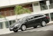 Toyoay Avensis 2012 to nowy wygląd nadwozia, wykończenie wnętrza, udoskonalenie jednostki napędowej 2.0 D-4D, poprawę właściwości jezdnych oraz wzboga - 105