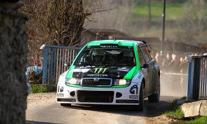 Jacek Ptaszek (Skoda Fabia WRC) przed startem obiecywał widowiskową jazdę i słowa  dotrzymał.