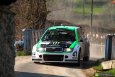 Jacek Ptaszek (Skoda Fabia WRC) przed startem obiecywał widowiskową jazdę i słowa  dotrzymał. - 1