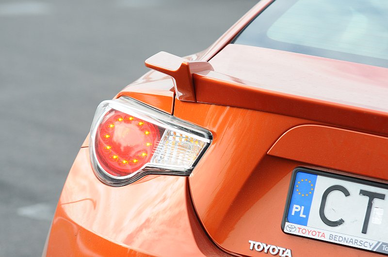 Toyota GT86 to samochód dający sporą frajdę z jazdy za rozsądne pieniądze.I ma napęd na tył.