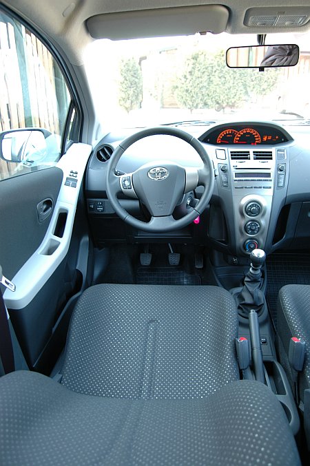 Toyota Yaris 1.33 Dual VVT-i Premium
